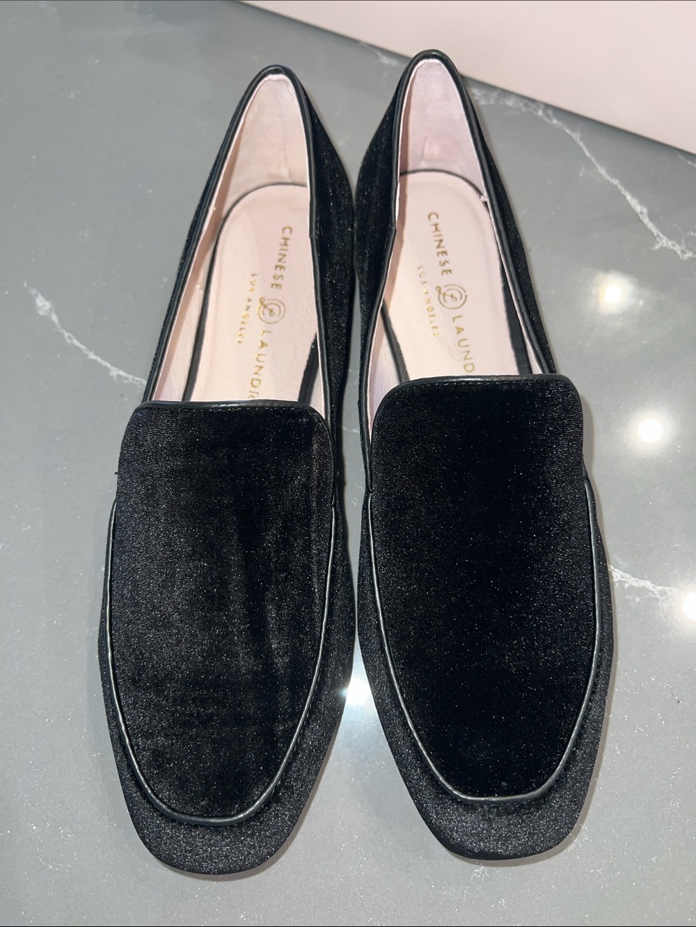 NIB Chinese Laundry Gabby Black Velvet Loafers